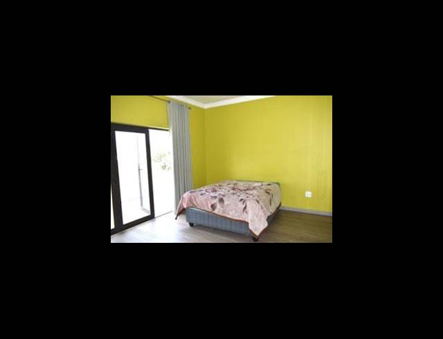 4 BEDROOM HOUSE FOR SALE IN HELDERWYK